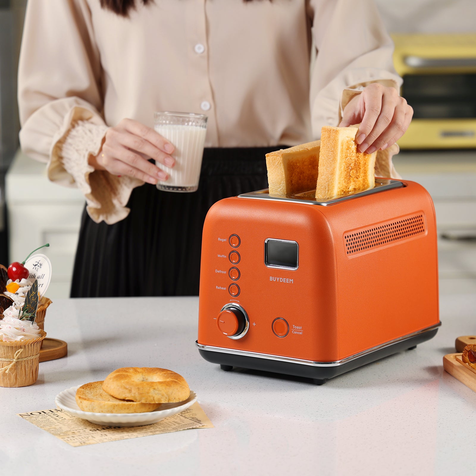 Automatic Digital 2-slice Toaster & Ceramic Mug 350ml - Koi Red Bundle Offer